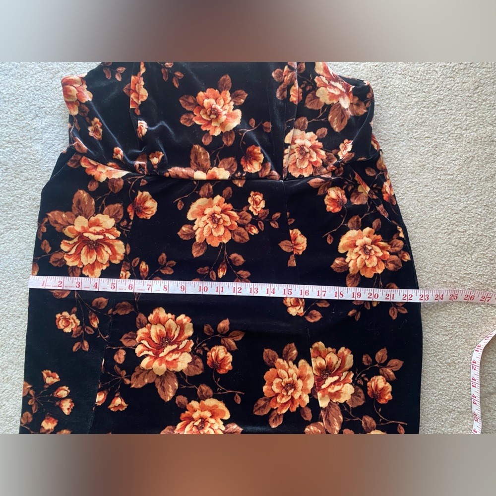 Torrid black at the knee velvet ruffle tier dress floral autumn fall - Picture 17 of 17